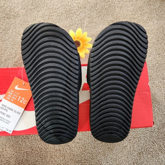 Nike Kawa Slides - Picture 5 of 5
